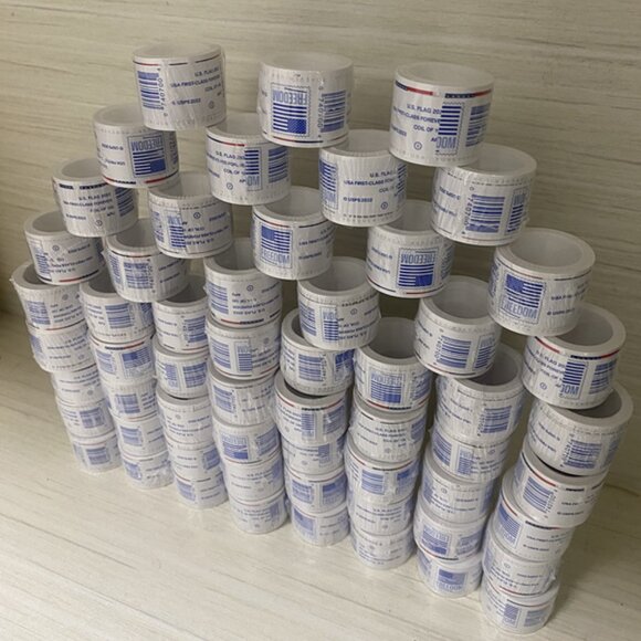 Roll of 6000 (2023)USPS forever flag - Picture 3 of 3